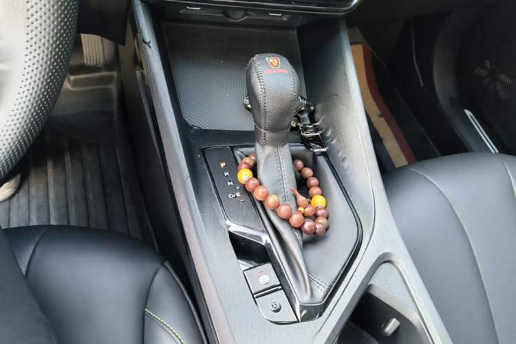 Used Roewe i5 2021 1.5L CVT Starry Edition Gear Lever