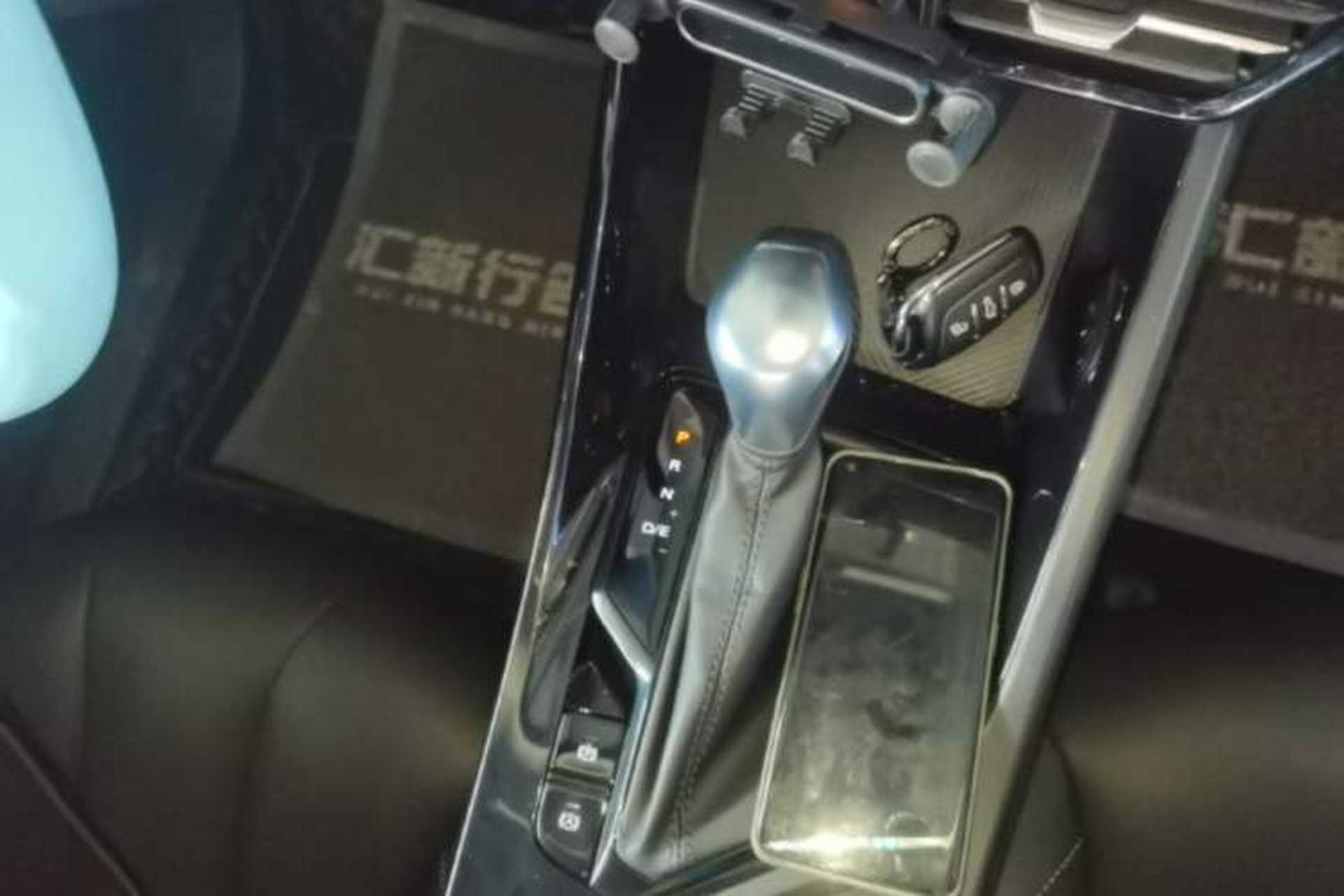 Used Roewe i5 2021 1.5L CVT Starry Edition Gear Lever