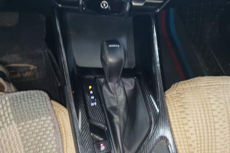 Used Roewe i5 2021 1.5L CVT Diamond Edition Gear Lever