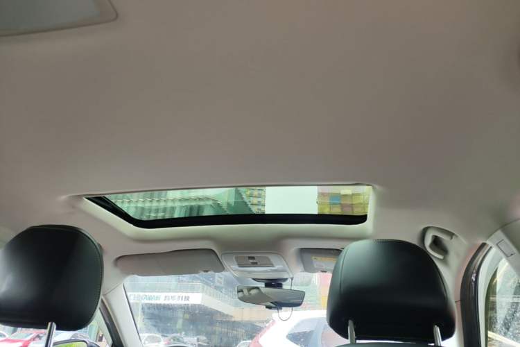 Used Roewe i5 2021 1.5L CVT Diamond Edition Headliner