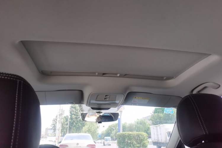 Used Roewe i5 2021 1.5L CVT Platinum Edition Headliner