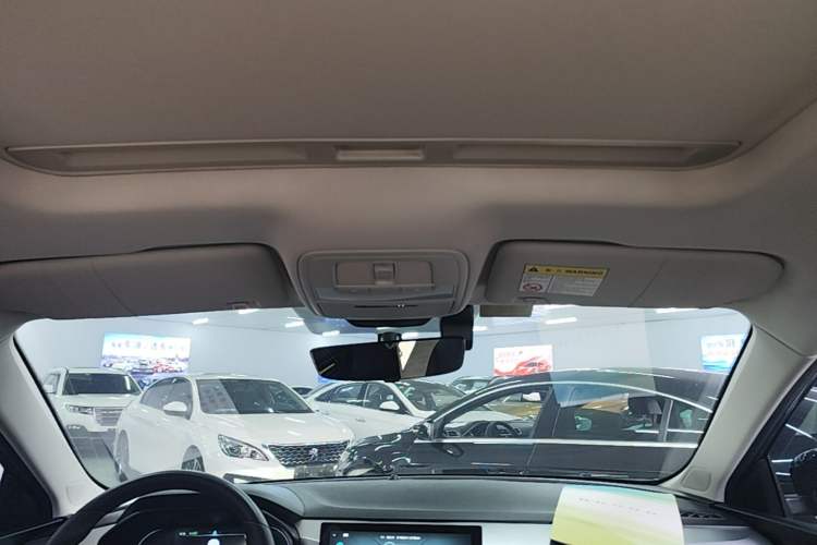 Used Roewe i5 2021 1.5L CVT Diamond Edition Headliner