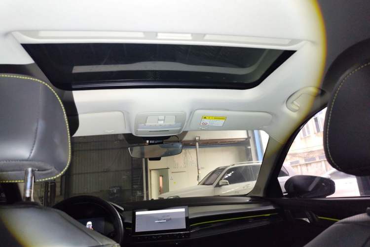 Used Roewe i5 2021 1.5L CVT Diamond Edition Headliner