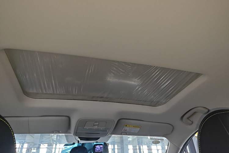 Used Roewe i5 2021 Revised Version 1.5L CVT Diamond Edition Headliner