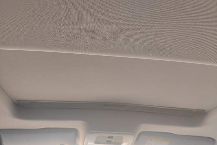 Used Roewe i5  Headliner