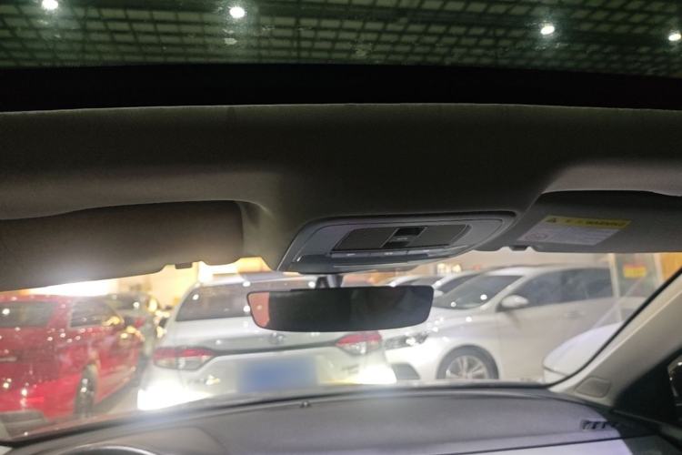 Used Roewe i5 2021 1.5L CVT Diamond Edition Headliner