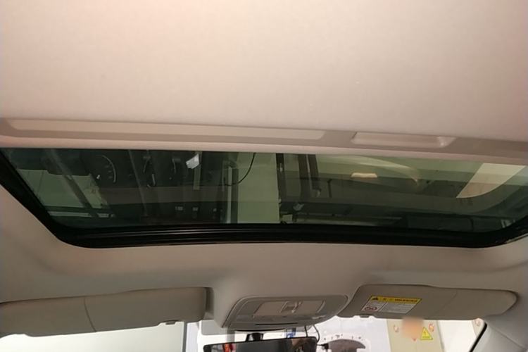 Used Roewe i5 2021 1.5L CVT Platinum Edition Headliner
