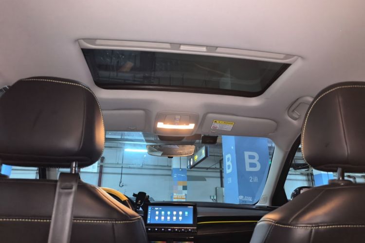 Used Roewe i5 2021 1.5L CVT Diamond Edition Headliner