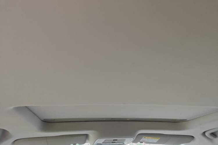 Used Roewe i5 2021 1.5L CVT Diamond Edition Headliner