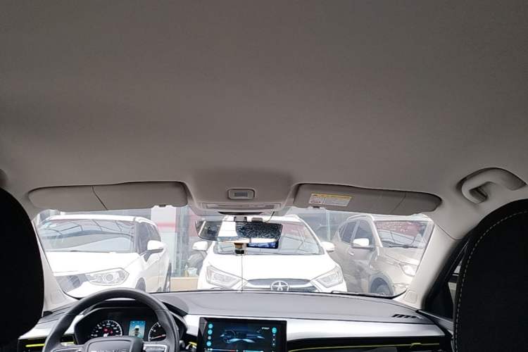 Used Roewe i5 2021 1.5L Manual Platinum Edition Headliner