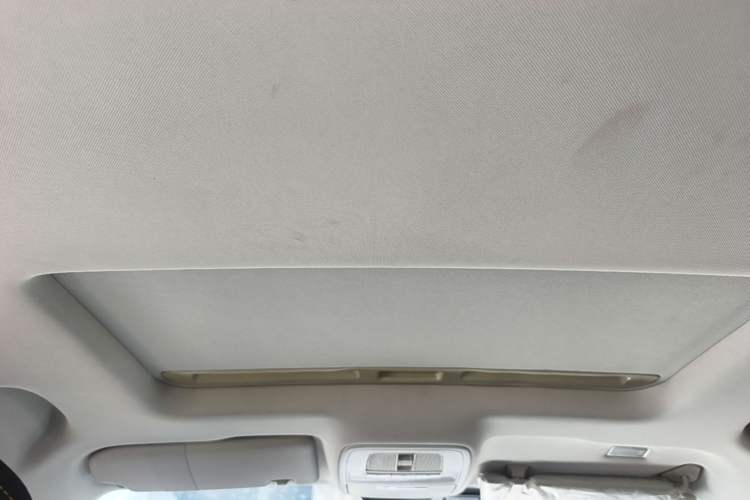 Used Roewe i5 2021 1.5L CVT Platinum Edition Headliner