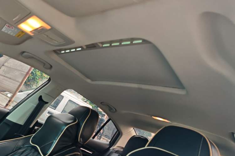 Used Roewe i5 2021 1.5L CVT Platinum Edition Headliner