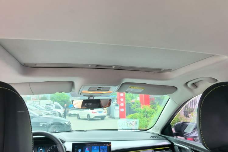 Used Roewe i5 2021 1.5L CVT Platinum Edition Headliner