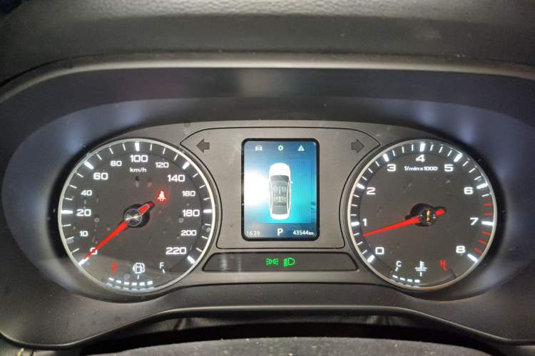 Used Roewe i5 2021 1.5L CVT Platinum Edition Instrument Cluster