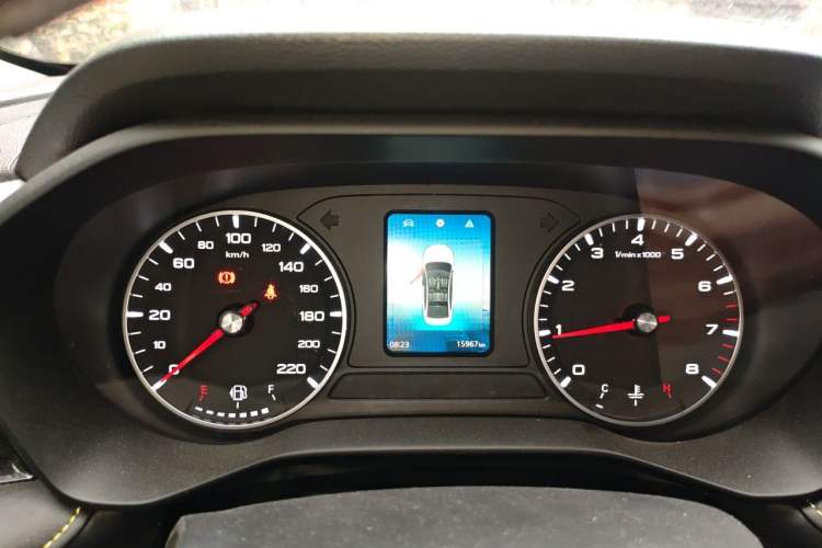 Used Roewe i5 2021 1.5L Manual Platinum Edition Instrument Cluster