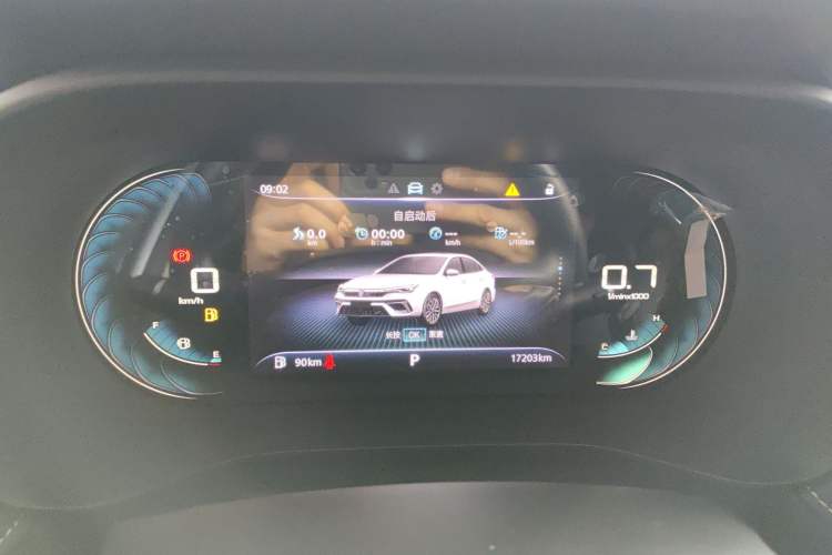 Used Roewe i5 2021 Revised Version 1.5L CVT Diamond Edition Instrument Cluster
