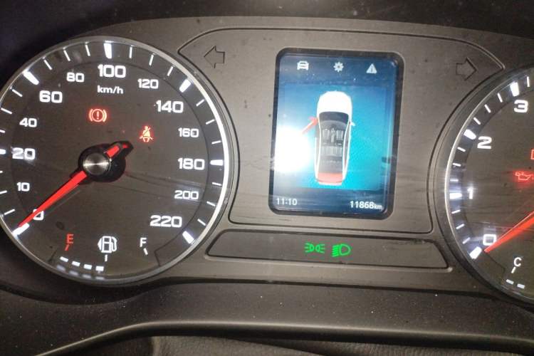 Used Roewe i5 2021 1.5L Manual Platinum Edition Instrument Cluster