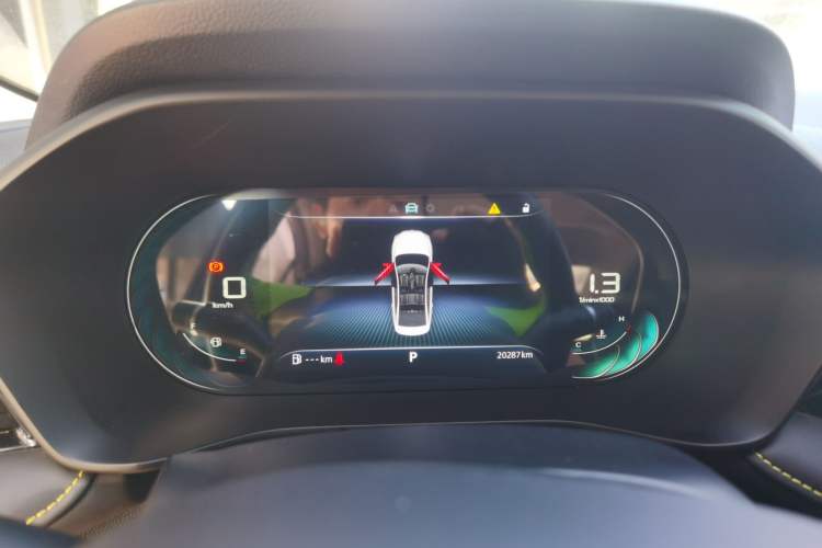 Used Roewe i5 2021 Revised Version 1.5L CVT Diamond Edition Instrument Cluster