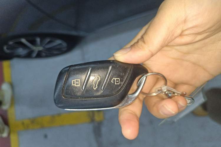 Used Roewe i5 2021 1.5L Manual Platinum Edition Interior 1