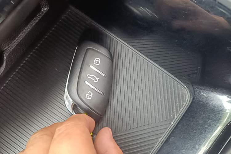 Used Roewe i5 2021 Revised Version 1.5L CVT Diamond Edition Interior 1