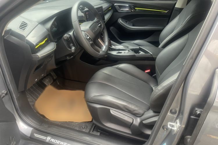 Used Roewe i5 2021 1.5L CVT Diamond Edition Interior 1