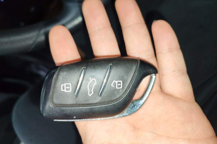 Used Roewe i5 2021 1.5L CVT Black Gold Edition Interior 1