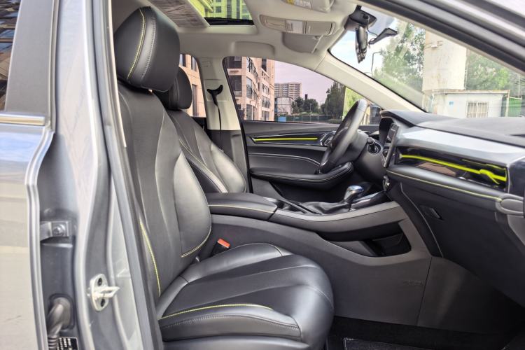 Used Roewe i5 2021 Revised Version 1.5L CVT Diamond Edition Interior 1