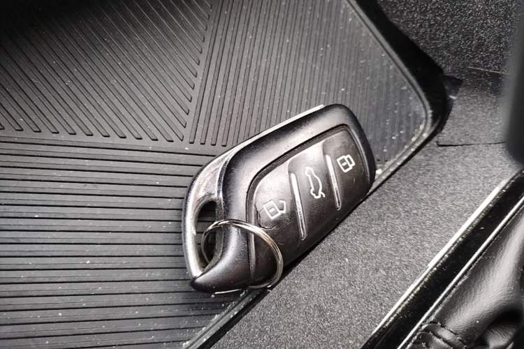Used Roewe i5 2021 1.5L CVT Platinum Edition Interior 1