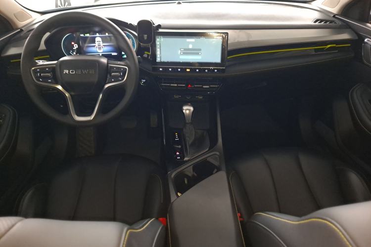 Used Roewe i5 2021 1.5L CVT Diamond Edition Interior 2