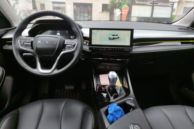 Used Roewe i5 2021 1.5L CVT Diamond Edition Interior 2