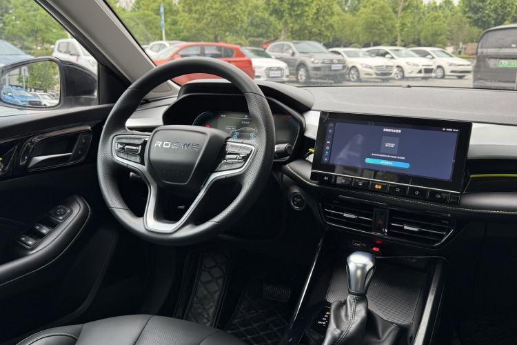 Used Roewe i5 2021 Revised Version 1.5L CVT Diamond Edition Interior 2