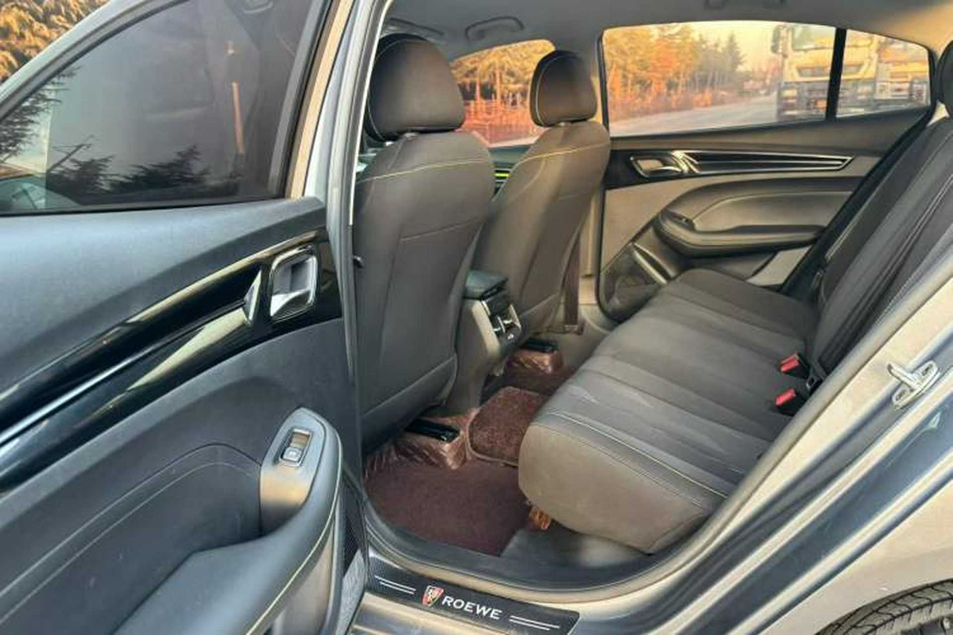 Used Roewe i5 2021 1.5L Manual Platinum Edition Interior 4