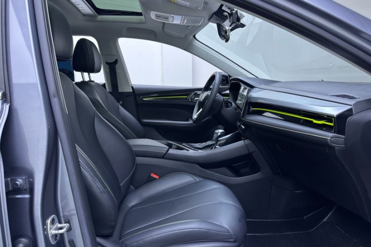 Used Roewe i5 2021 1.5L CVT Diamond Edition Interior 6
