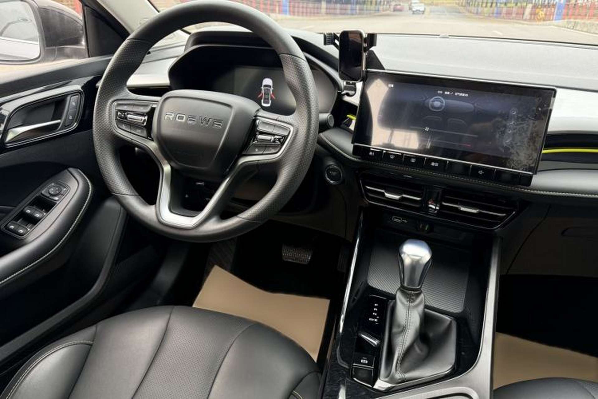 Used Roewe i5 2021 Revised Version 1.5L CVT Diamond Edition Interior 7