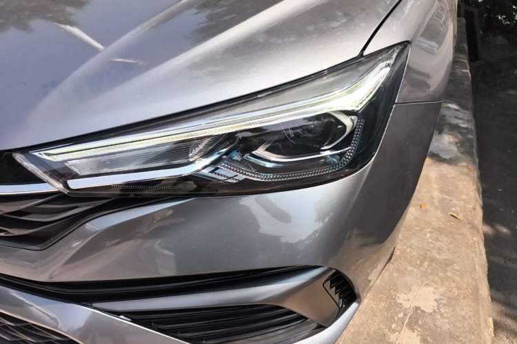 Used Roewe i5 2021 1.5L CVT Diamond Edition Left Front Headlight