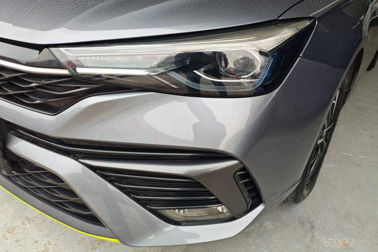 Used Roewe i5 2021 1.5L CVT Diamond Edition Left Front Headlight