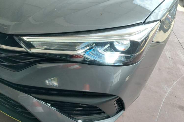 Used Roewe i5 2021 1.5L CVT Diamond Edition Left Front Headlight