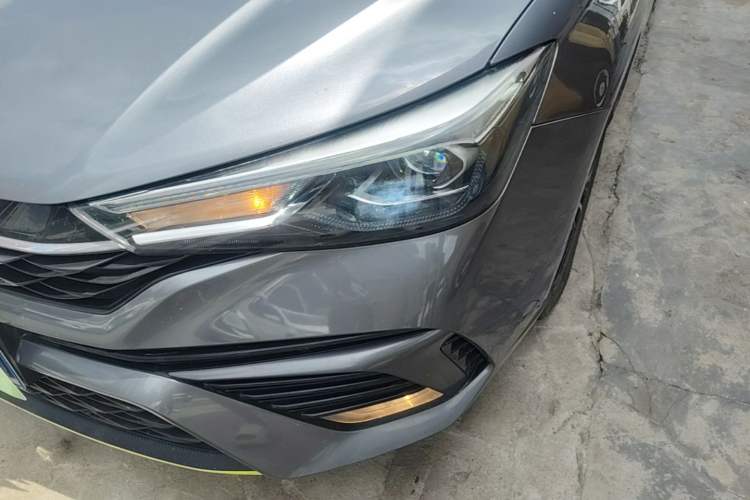 Used Roewe i5 2021 1.5L CVT Diamond Edition Left Front Headlight
