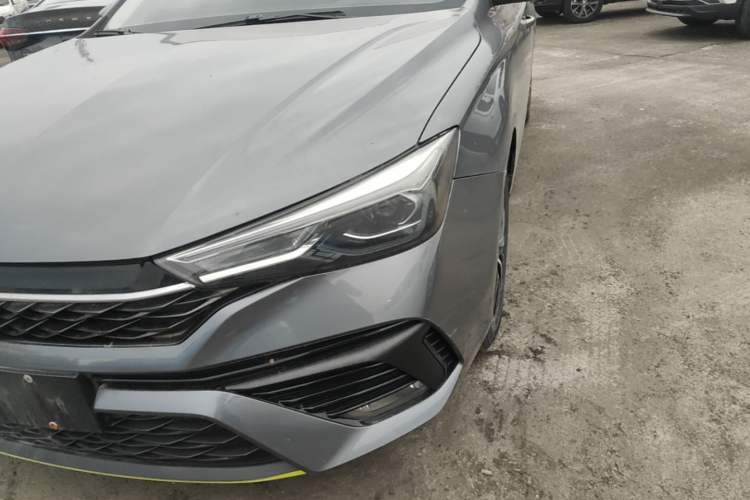 Used Roewe i5 2021 Revised Version 1.5L CVT Diamond Edition Left Front Headlight