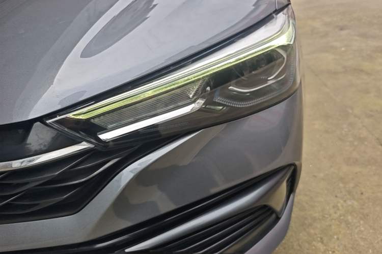 Used Roewe i5 2021 1.5L CVT Diamond Edition Left Front Headlight