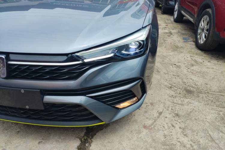 Used Roewe i5 2021 1.5L Manual Diamond Edition Left Front Headlight