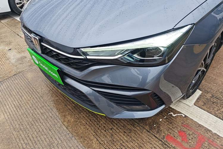 Used Roewe i5 2021 Revised Version 1.5L CVT Diamond Edition Left Front Headlight