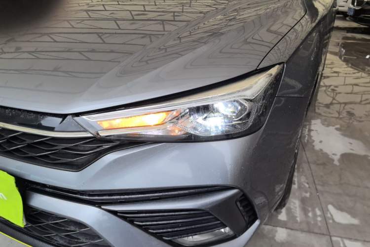Used Roewe i5 2021 1.5L Manual Platinum Edition Left Front Headlight