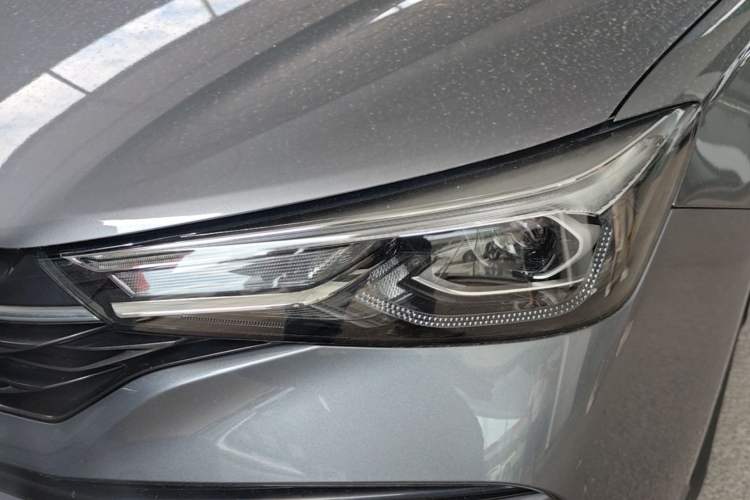 Used Roewe i5 2021 1.5L CVT Platinum Edition Left Front Headlight