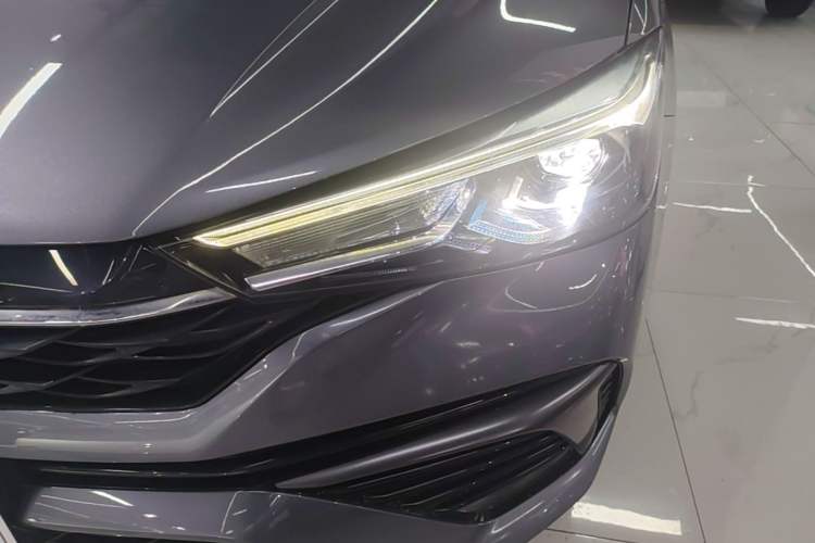 Used Roewe i5 2021 1.5L CVT Diamond Edition Left Front Headlight