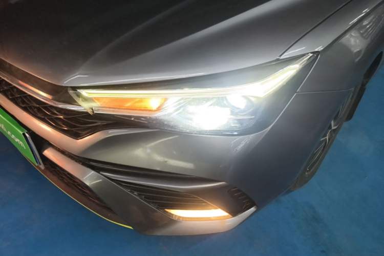 Used Roewe i5 2021 1.5L CVT Diamond Edition Left Front Headlight