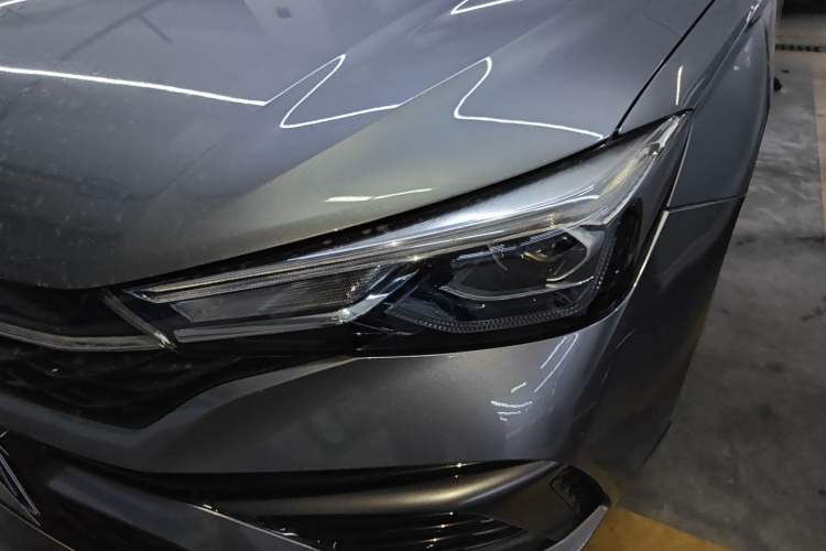 Used Roewe i5 2021 1.5L CVT Starry Edition Left Front Headlight