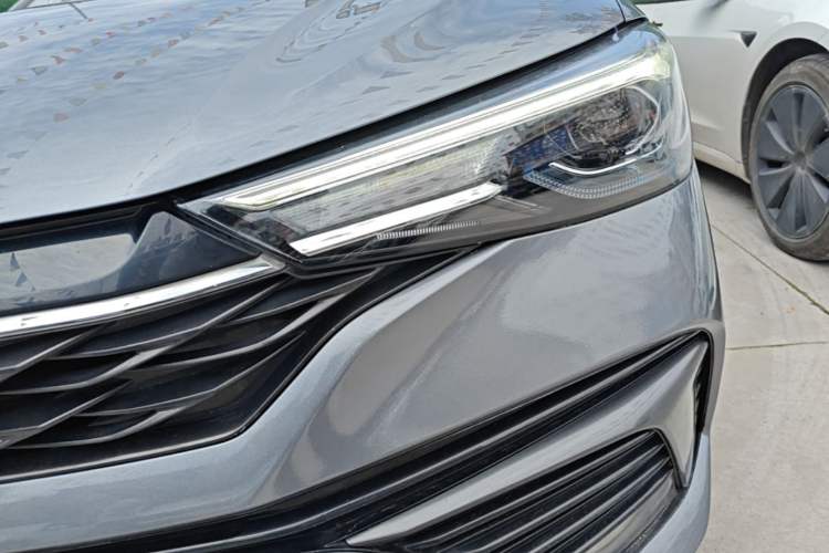 Used Roewe i5 2021 1.5L CVT Diamond Edition Left Front Headlight