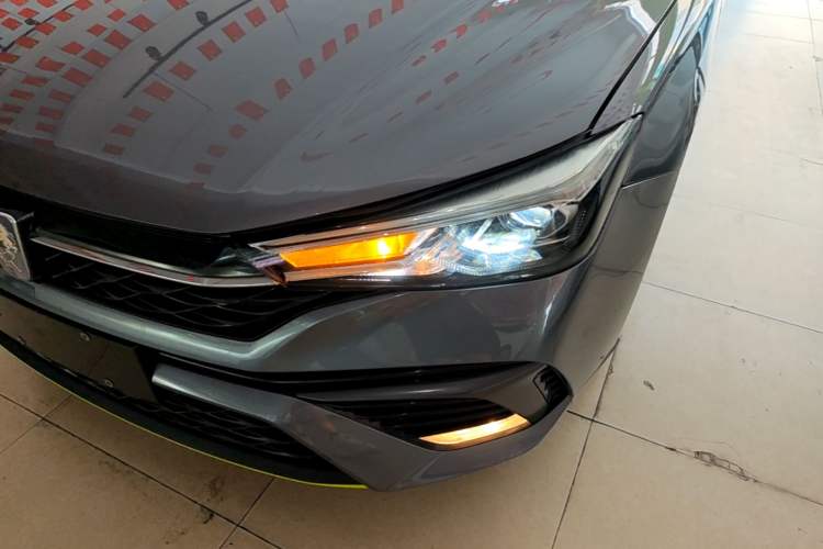Used Roewe i5 2021 1.5L CVT Platinum Edition Left Front Headlight