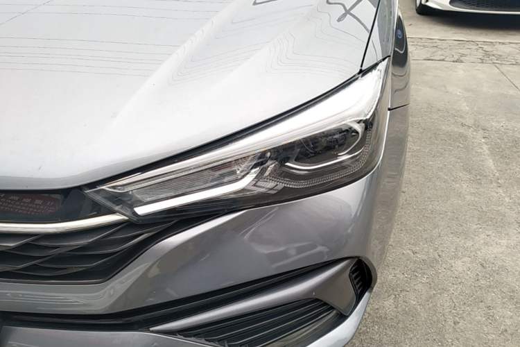 Used Roewe i5 2021 1.5L Manual Platinum Edition Left Front Headlight
